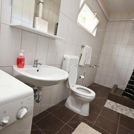 Apartmanhotel Ametiszt Apartman *